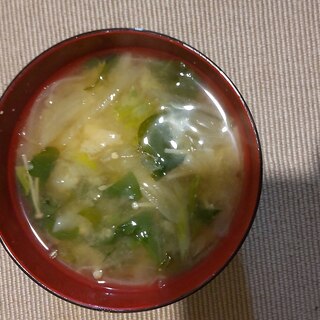 大根、ほうれん草、えのき茸の味噌汁